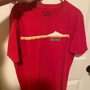 Columbia T-shirt
